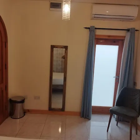 Kikka Guest house 4*