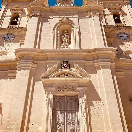 Kikka Guest house 4*